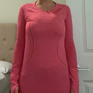 Lululemon swiftly tech long sleeve crew